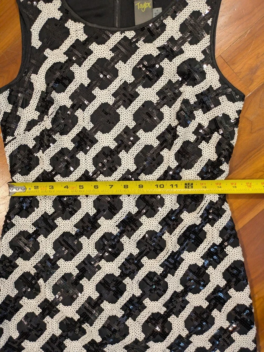 Taylor Black & White Sequin Shift Dress - Picture 7 of 9